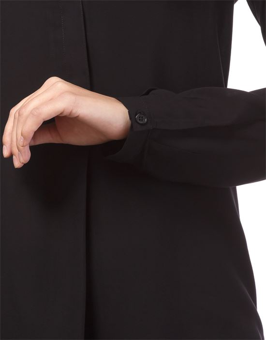 blouse, straight cut, round neck , hidden button placket