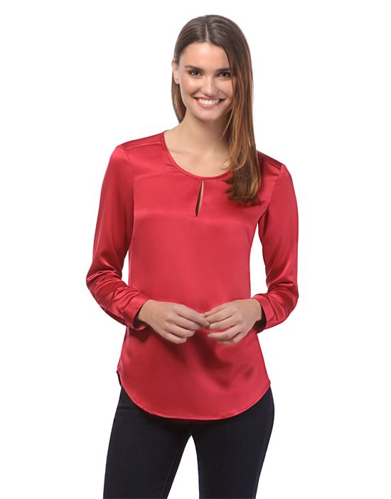 blouse, slightly fitted, round neck