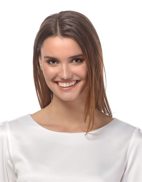 blouse, slightly fitted, boat neckline