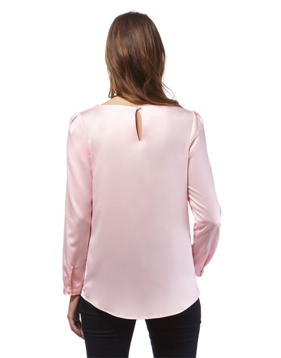 blouse, slightly fitted, boat neckline