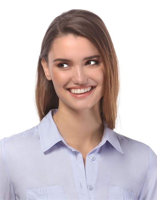 Blouse, straight cut with shirt collar , chest pockets