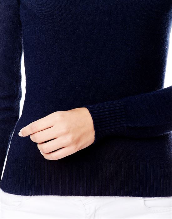 Jumper with ribbed V-neck