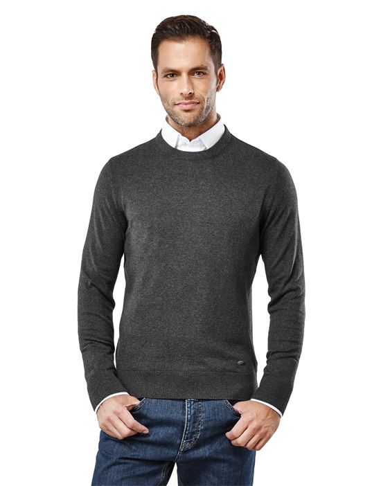 Jumper - classic knit jumper with crew neck , slim fit